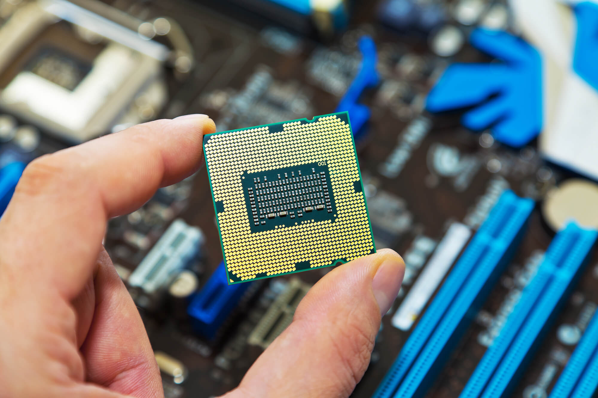MRAM 能取代 SRAM/DRAM 嗎？次世代存算一體 (CIM) 技術潛力與 STT/SOT 差異解析